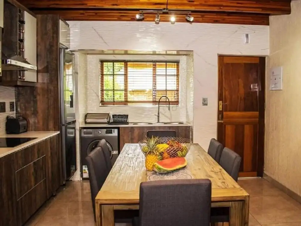 INYAMATANE LUXURY LODGES at Kruger Park Lodge