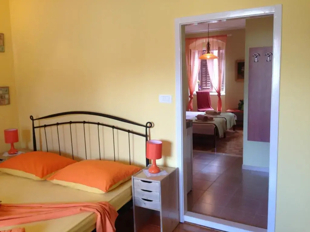 Devivi Apartments