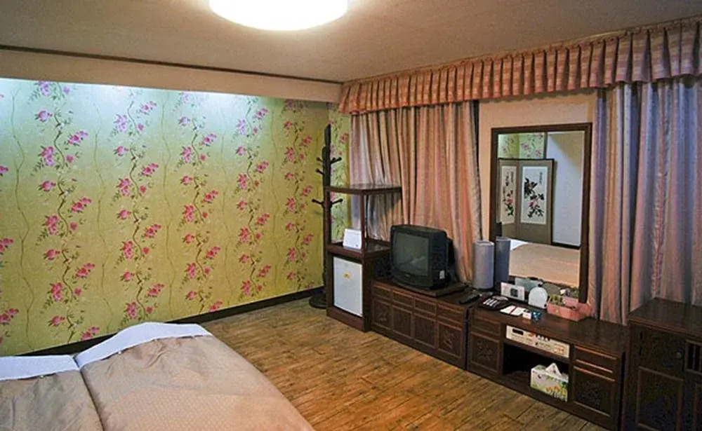 Punggi Tourist Hotel