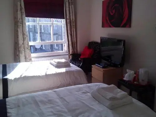 No 7 Priory Guest House