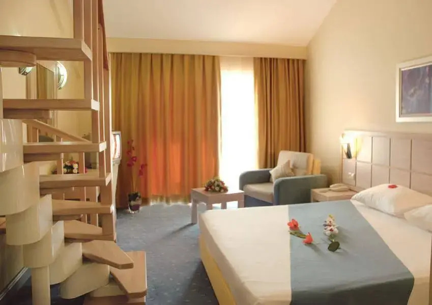 The Maxim Resort