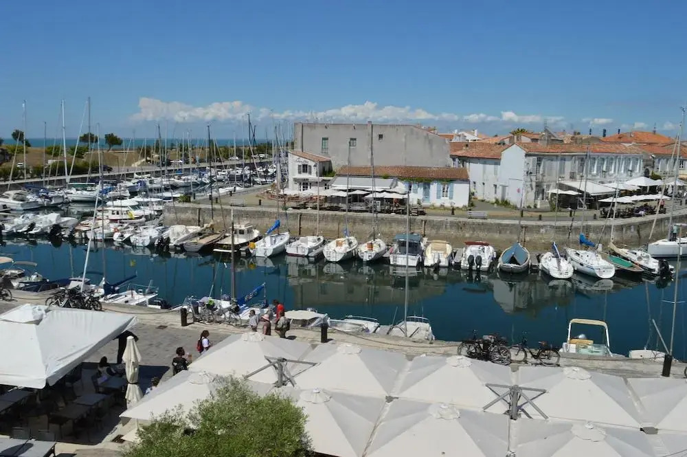 Hôtel du Port