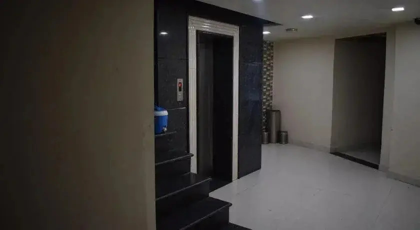 Hotel Masoom by OYO