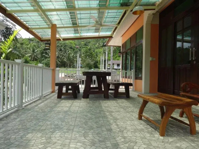 Moon Garden House