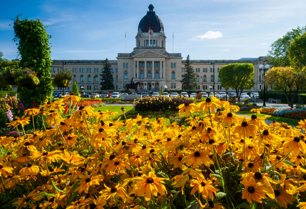 Holiday Inn Express & Suites-Regina-South by IHG