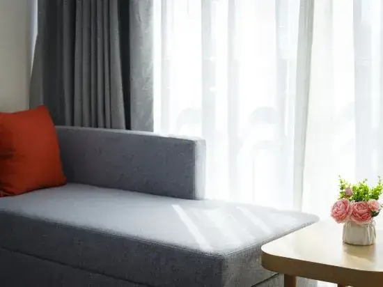 Lan Ou Shangpin Hotel (Xuchang City Fat Donglai Times SquareCaowei Ancient)