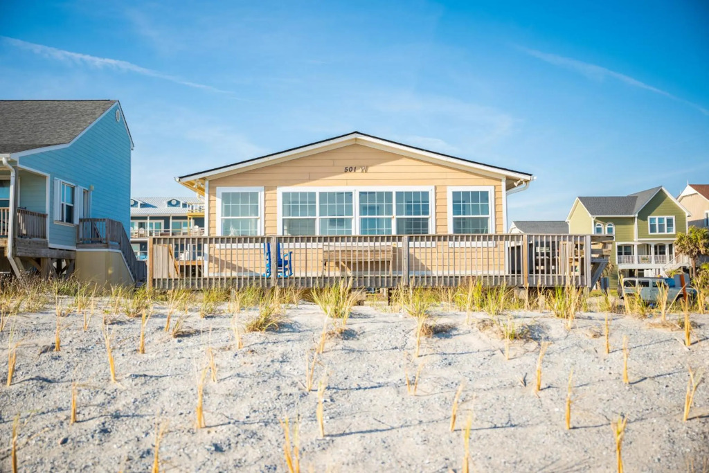 The Beach Fact Oar by Oak Island Accommodations