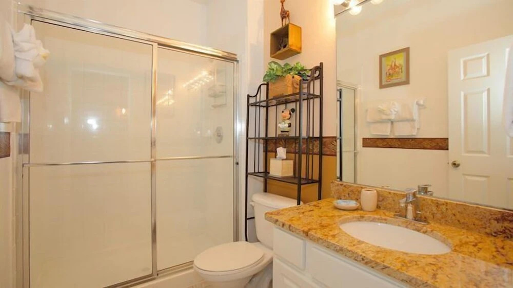 WH7703CS Windsor Hills 4B 4Ba Villa home