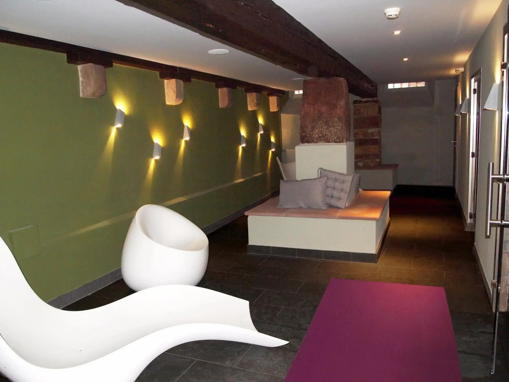 Logis Hôtel Restaurant Au Cerf dOr