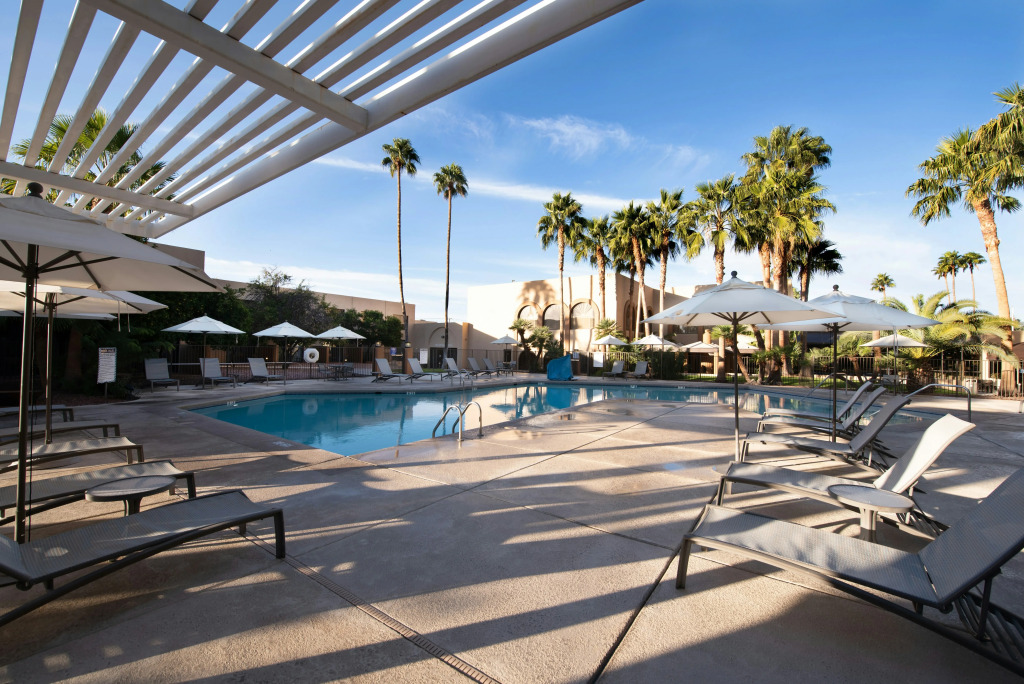 DoubleTree by Hilton Tucson-Reid Park
