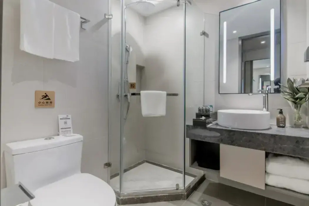Home Inn Selected (Shanghai Expo Garden, Chengshan Road Metro Station)