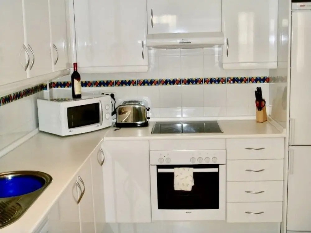 Lovely, Well Appointed Spanish Townhouse