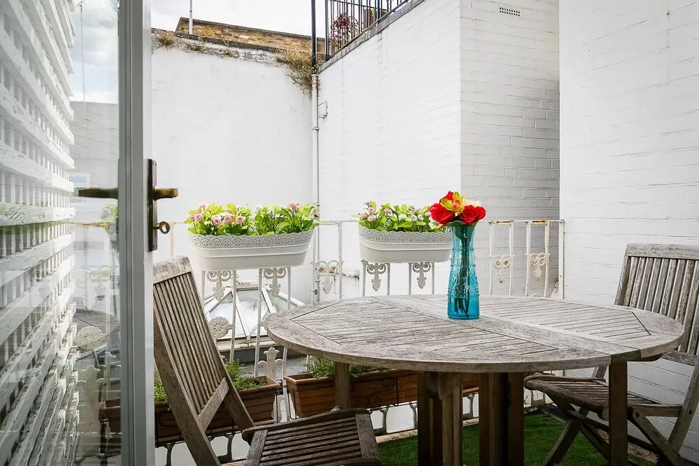 4-bedroom Townhouse in Knightsbridge Village