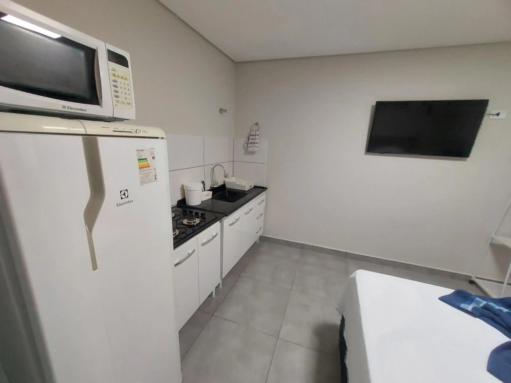 Kitnets bem localizada, próx ao centro!