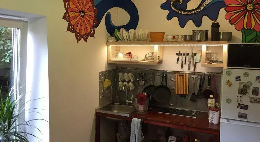 Tolik Hostel