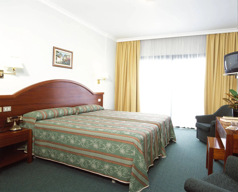 Hotel Don Manolito