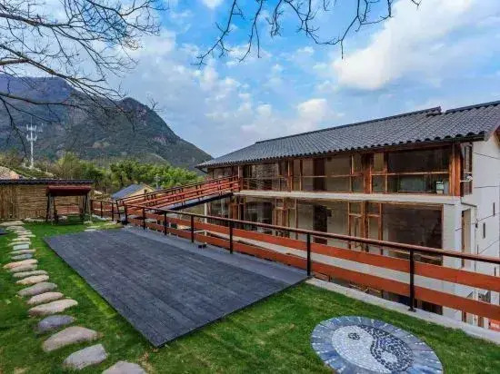 Xiaoshulin Shishang Hostel