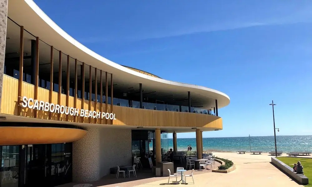 Sandcastles Beachfront ☆ Luxury Retreat Apartment