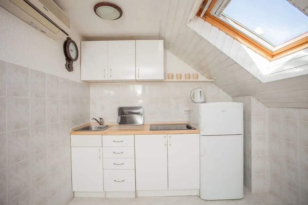 Top floor apartment