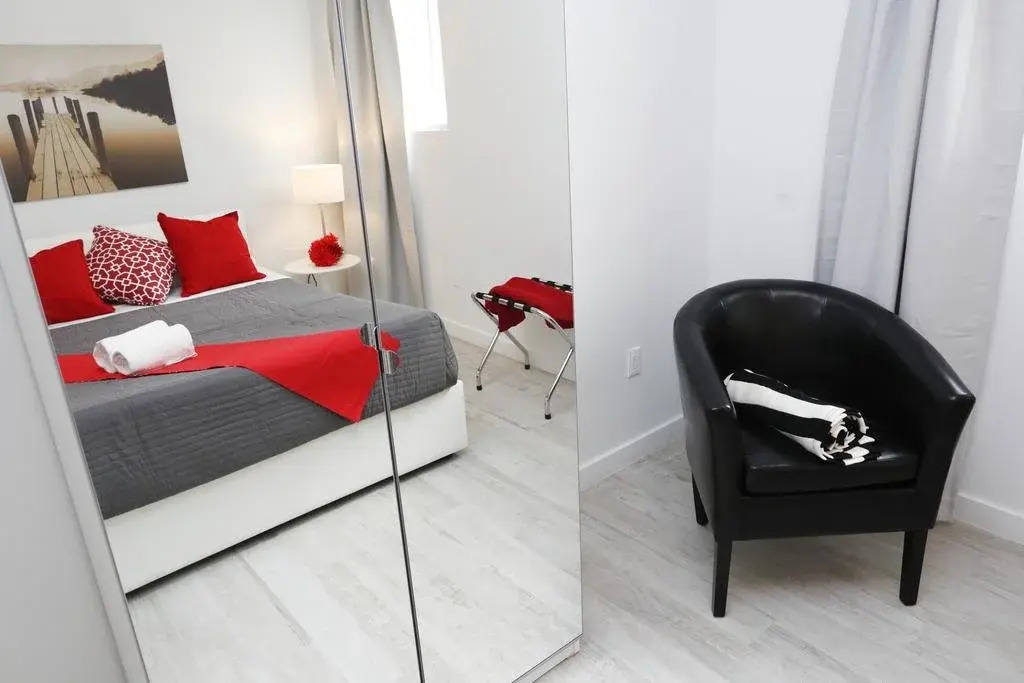 Miami Suites South Beach