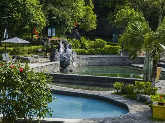 Hot Spring Forest Holiday Hotel