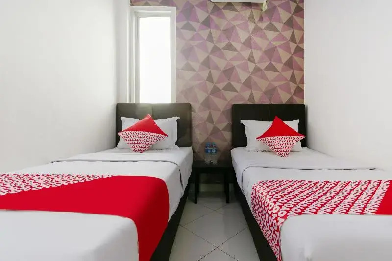 Hotel Marimar by OYO Rooms