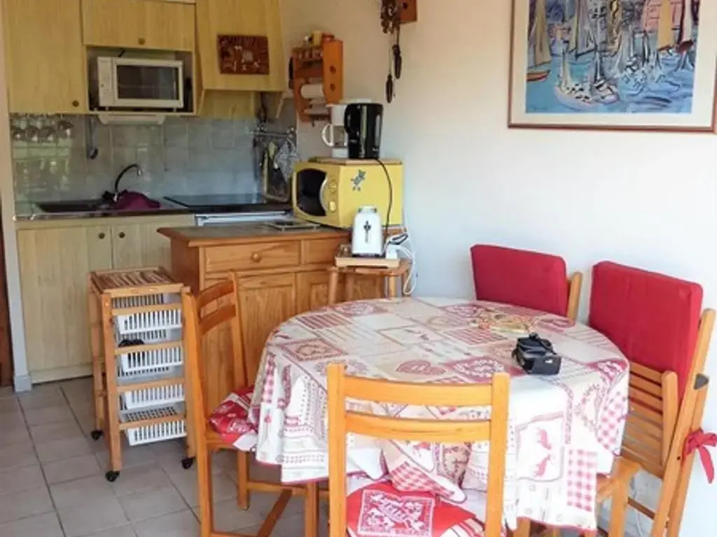 Appartement Saint-Jean-d'Aulps, 2 pièces, 6 personnes - FR-1-573-92