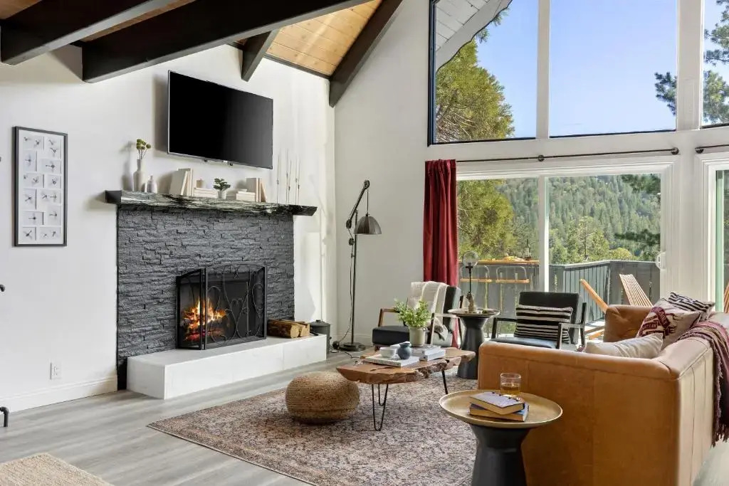 Hot Tub, Fire Pit, Deck Views, Near the Lake The Matterhorn Manor by Avantstay