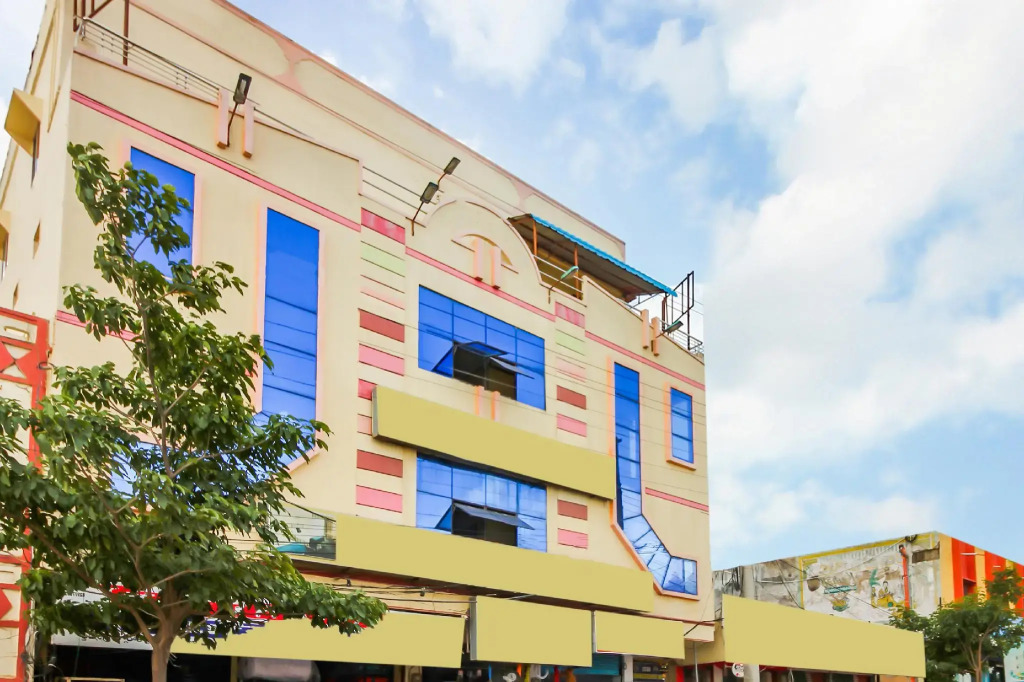 OYO 18510 Hotel Sri Venkateshwara