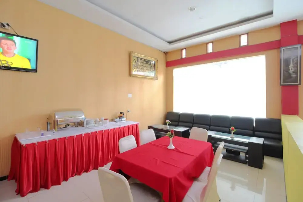 Airy Medan Selayang Arteri Ring Road 11
