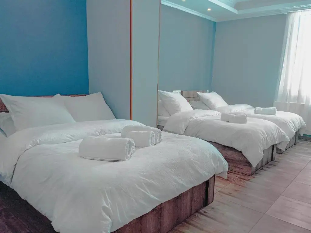 Hotel Serenity