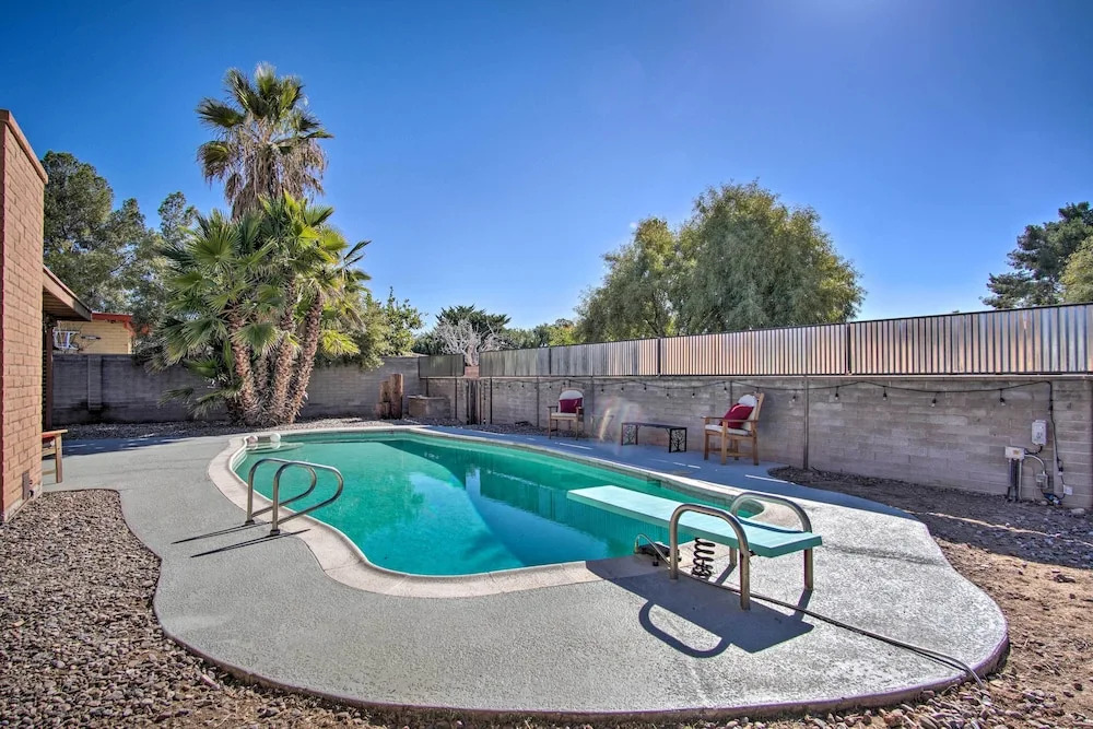 Eastside Home w/ Pool Near Hiking