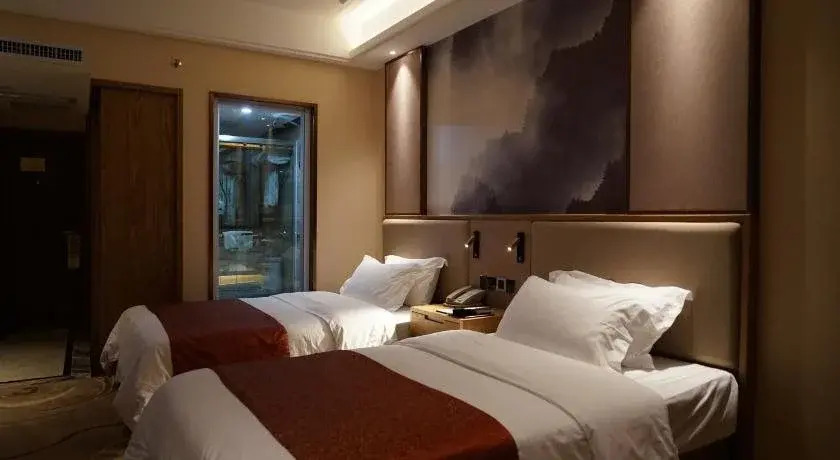 Hualian Hotel
