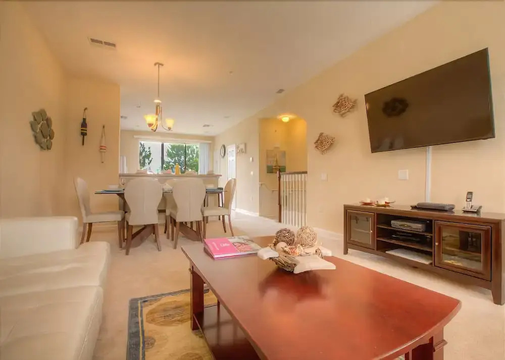 5002 Tideview Circle #6,