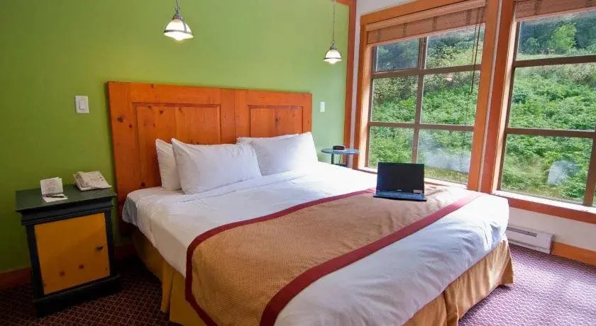 Lodging Ovations
