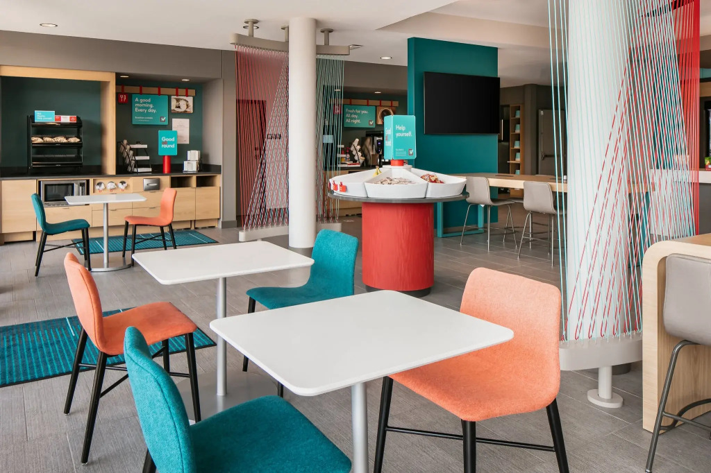 Avid Hotels - Roseville - Minneapolis North by IHG