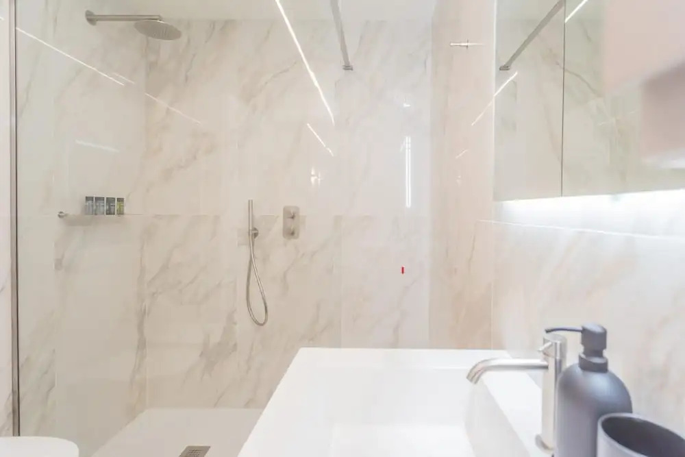 Modern & Stylish Apartment in Como City by Rent all Como