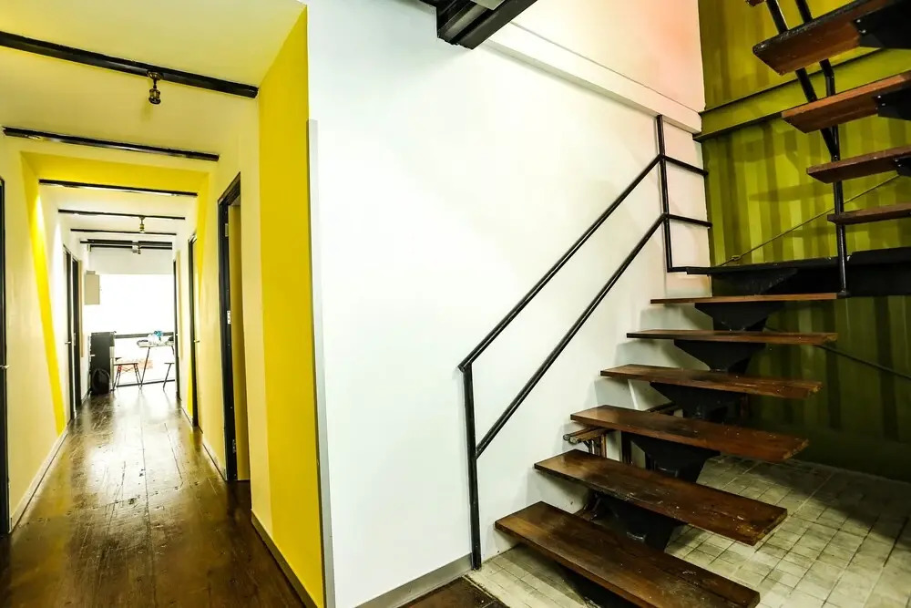 SPOT ON 1983 Dc Residence
