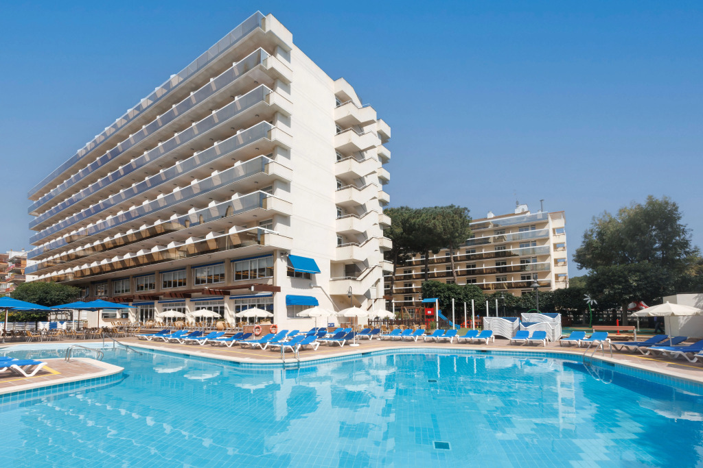 Ponient Hotel-Aparthotel Marinada by PortAventura World - Available rates with tickets included