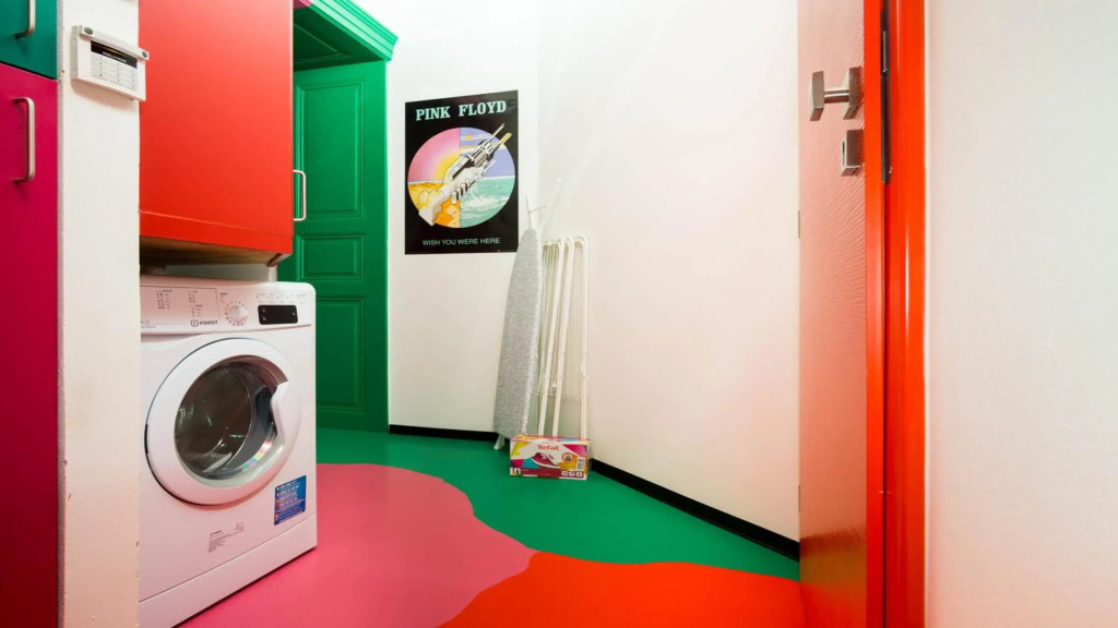 Apartment COLOURS - your 7 colour experience in centre of Prague