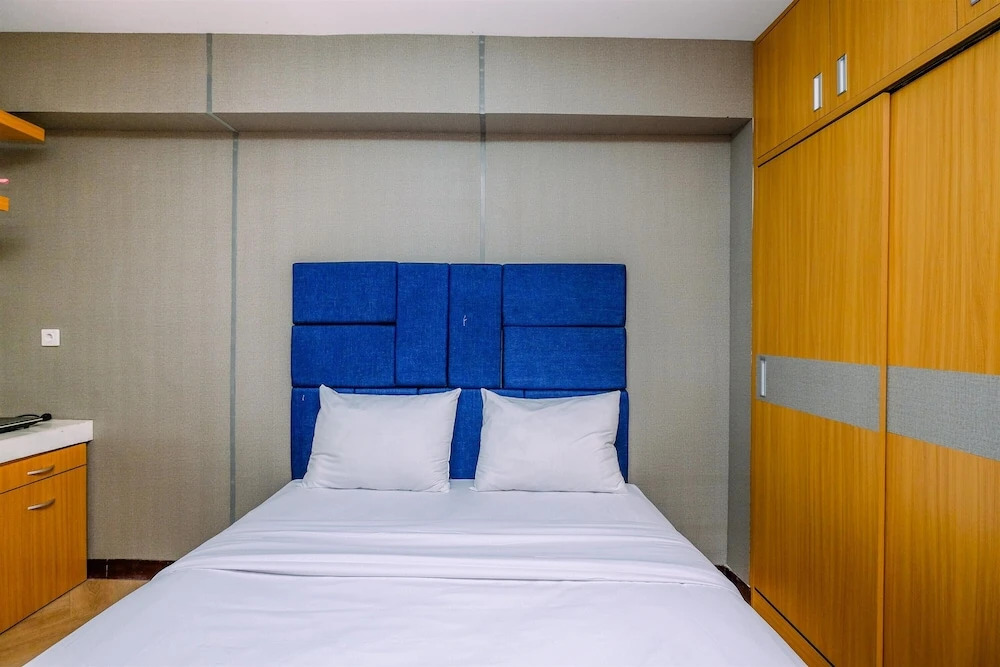 Pleasurable And Tidy Studio Cinere Resort Apartment