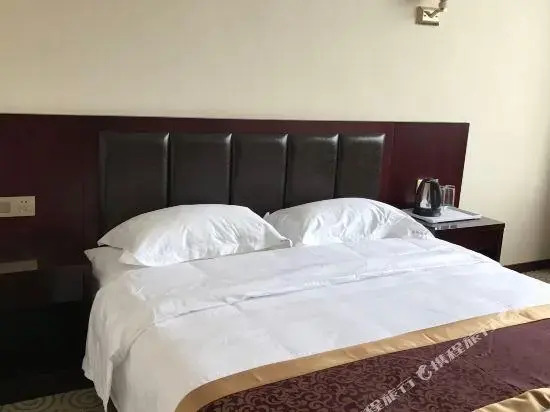 Huaxuan Hotel