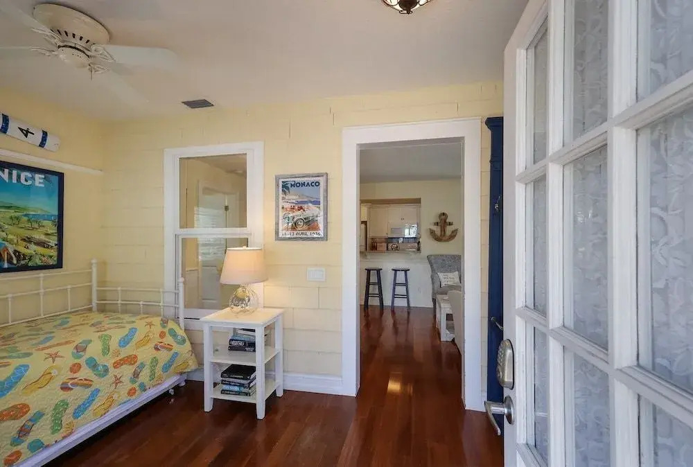 Shady Mango 2 Bedroom Home by RedAwning