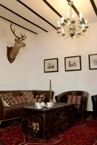 The Crown Country Inn