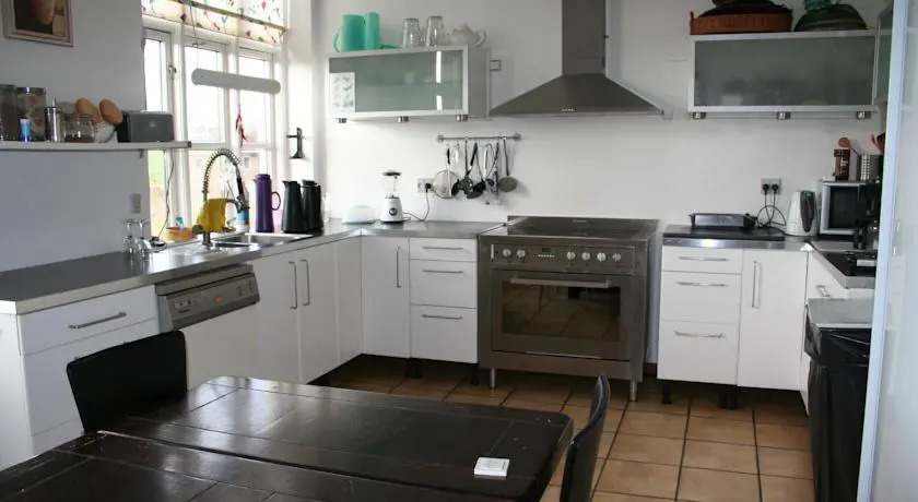 Hostel California - Pejrup Station