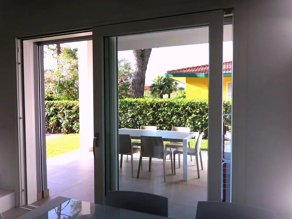 Stunning Villa With Private Fenced Garden and bbq