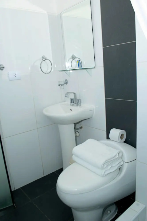 MC Hotel Ica