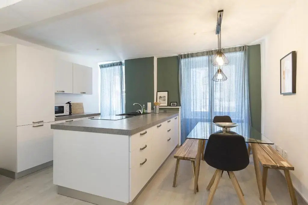 Honeymoon Apartment