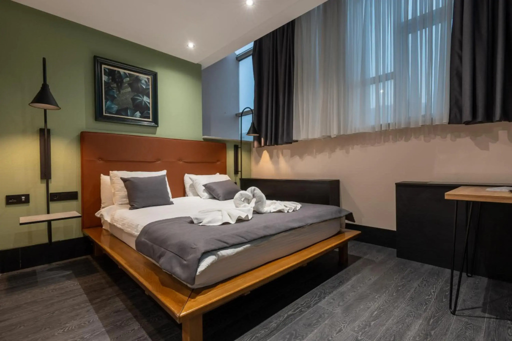 Hotel Astra