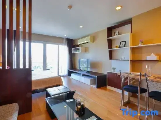 Luxury Living in heart of Nimman